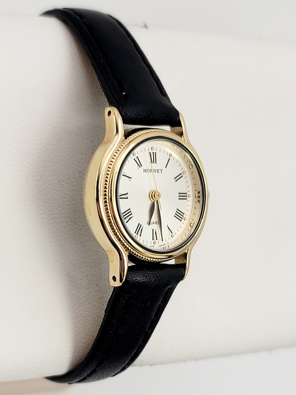 Vintage Hornet HN-012 Women’s Gold Tone Roman Numeral Japan Quartz Dress Watch - Picture 3 of 8